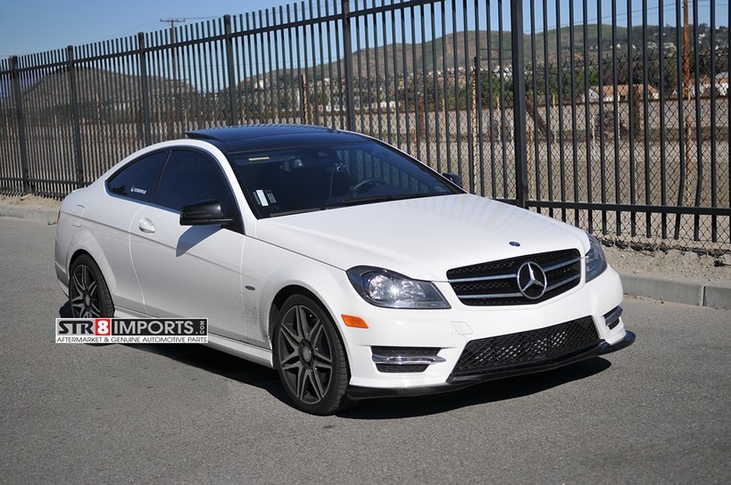 MERCEDES BENZ W204 C CLASS CARBON FIBER FRONT LIP